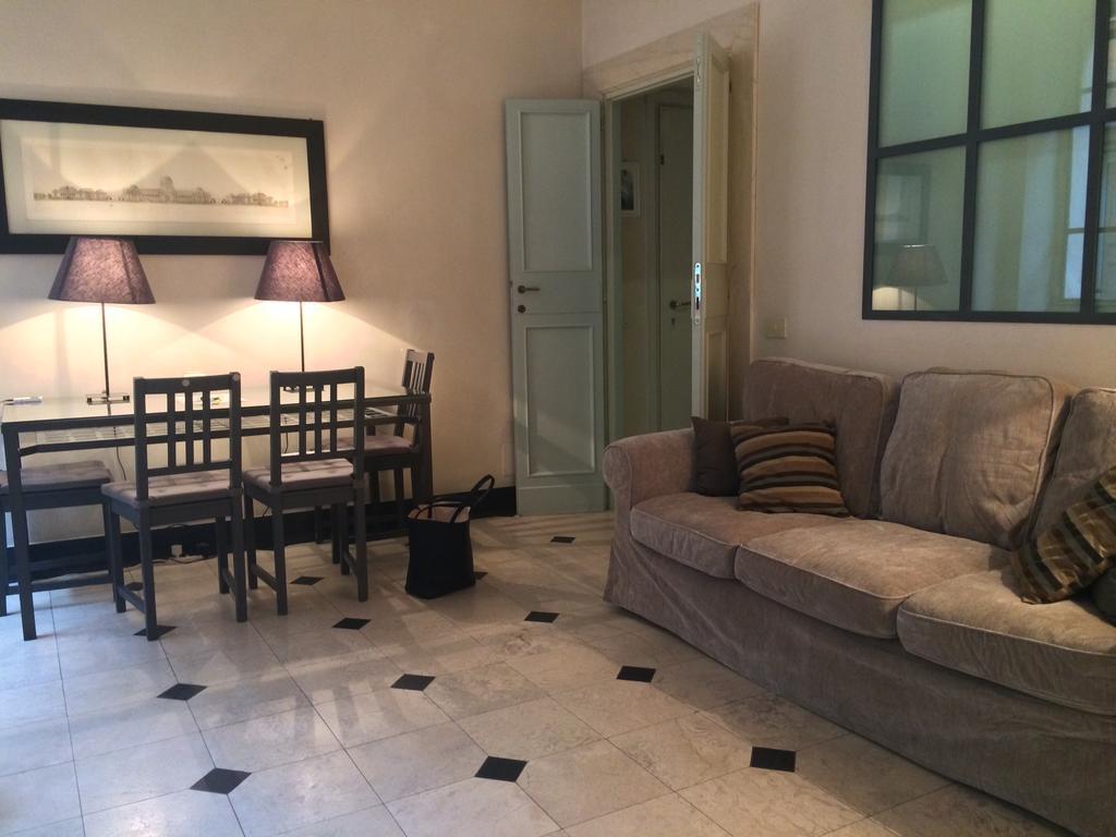 Apartamento La Casa In Vetrina Roma Exterior foto