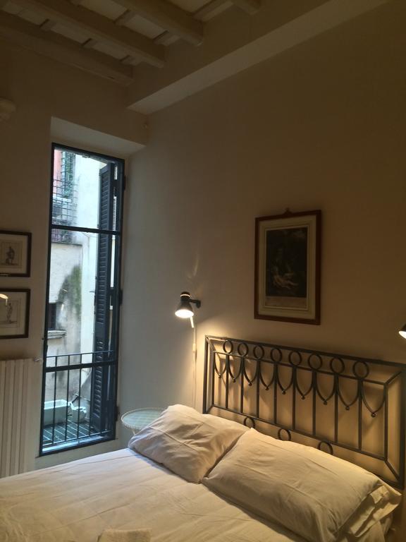Apartamento La Casa In Vetrina Roma Habitación foto