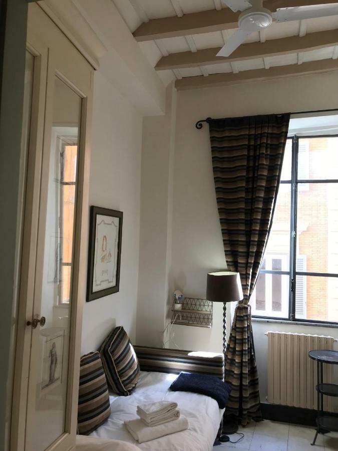 Apartamento La Casa In Vetrina Roma Exterior foto